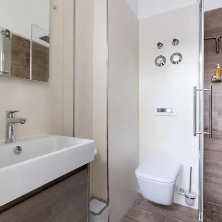 Im Villenviertel Iéna